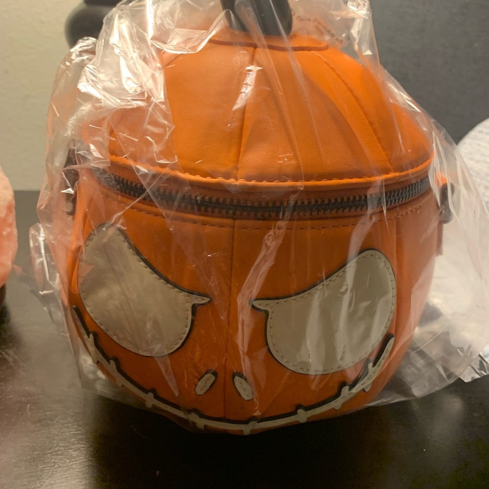 Loungefly jack skeleton pumpkin bag